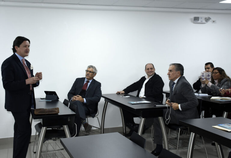 ESCUELA DE POSGRADO REALIZÓ CICLO DE CONFERENCIAS SOBRE EVIDENCIAS DIGITALES, LIDERAZGO E INTERCULTURALIDAD