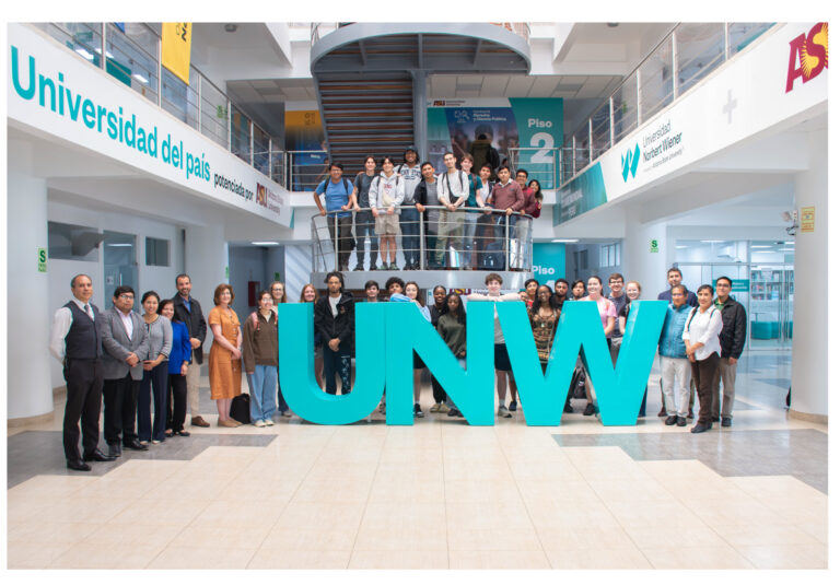 ESTUDIANTES Y DOCENTES DE LA UNIVERSIDAD ESTATAL DE PENSILVANIA REALIZAN VISITA ACADÉMICA A LA FACULTAD DE INGENIERÍA Y NEGOCIOS DE LA UNIVERSIDAD NORBERT WIENER