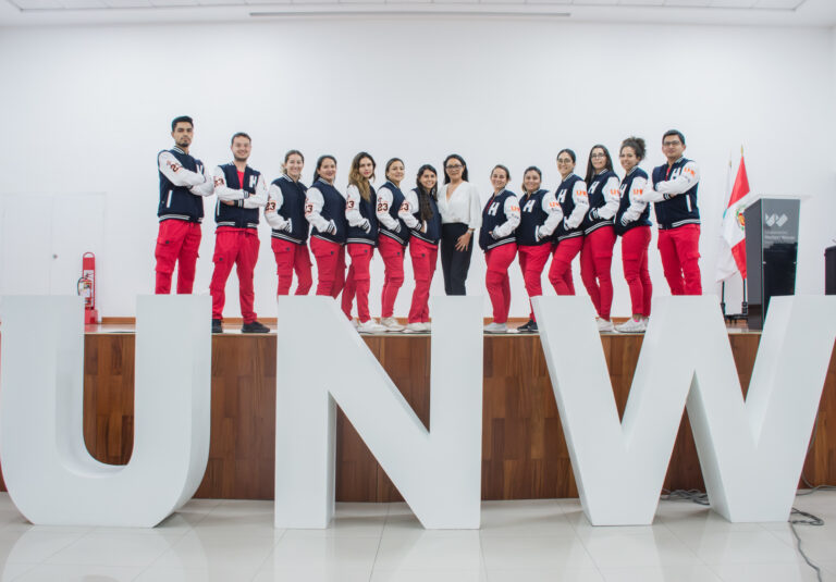 ESTUDIANTES DE LA SEGUNDA ESPECIALIDAD DE ODONTOPEDIATRÍA DE LA UNIVERSIDAD HEMISFERIOS DE ECUADOR REALIZARON MINIRRESIDENTADO EN LA UNIVERSIDAD NORBERT WIENER