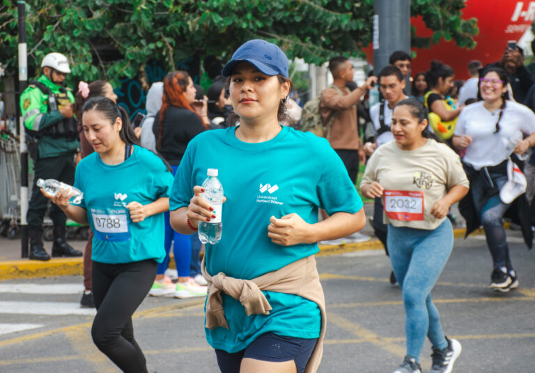 UNIVERSIDAD NORBERT WIENER AUSPICIÓ EL EVENTO LIMA CORRE 5K 2025, ORGANIZADO POR LA MUNICIPALIDAD METROPOLITANA DE LIMA