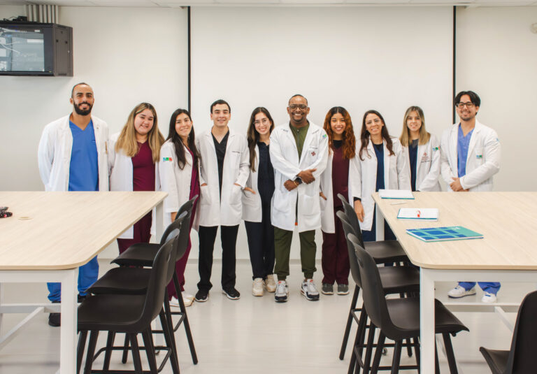DELEGACIÓN ACADÉMICA DE LA UNIVERSIDAD CATÓLICA DE SANTIAGO DE GUAYAQUIL PARTICIPÓ EN LA SEMANA INTERNACIONAL WIENER ORGANIZADA POR LA CARRERA DE NUTRICIÓN Y DIETÉTICA