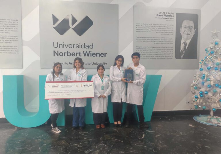 SEMILLERO DE INVESTIGACIÓN DE LA EAP DE FARMACIA Y BIOQUÍMICA DE LA UNIVERSIDAD NORBERT WIENER OBTUVO IMPORTANTES RECONOCIMIENTOS EN 2023