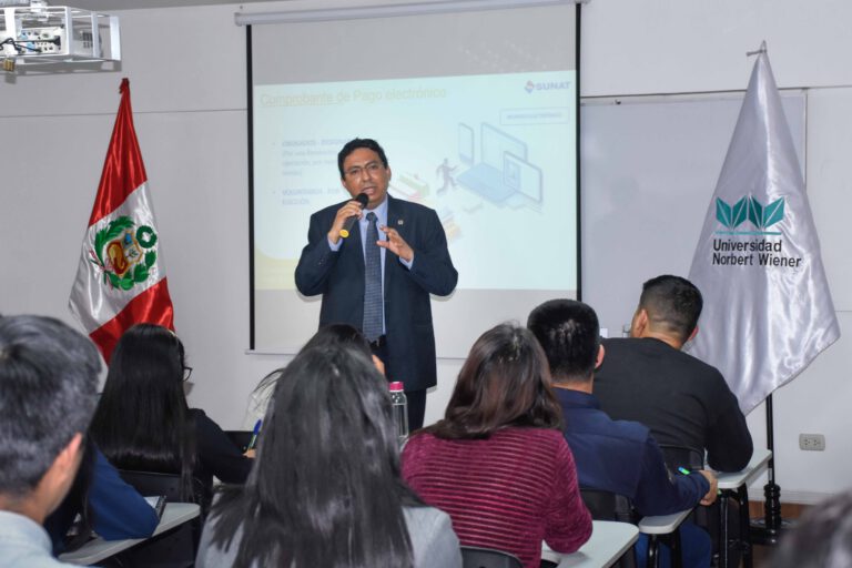 ESPECIALISTA EN DERECHO TRIBUTARIO DICTÓ CONFERENCIA SOBRE LA UTILIDAD DE LOS COMPROBANTES DE PAGO EN LAS EMPRESAS