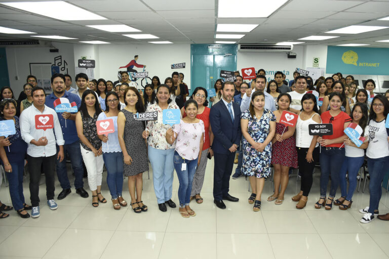 MÁS DE 700 PROFESIONALES DE ENFERMERÍA INICIARON SUS ESTUDIOS DE SEGUNDA ESPECIALIDAD