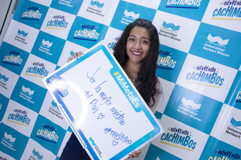 NUEVOS ESTUDIANTES RECIBIERON ESPECIAL BIENVENIDA