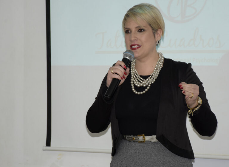 ALUMNOS DEL INSTITUTO NORBERT WIENER ASISTIERON A CONFERENCIA REALIZADA EN LA FACULTAD DE INGENIERÍA Y NEGOCIOS