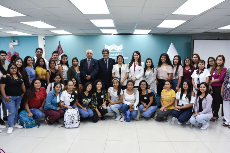 EXMINISTRO DE SALUD JORGE ABEL SALINAS INAUGURÓ SEMESTRE ACADÉMICO 2019-I DE LA EAP DE OBSTETRICIA
