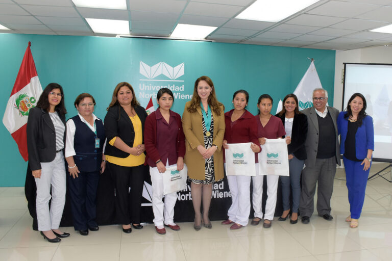 EAP DE OBSTETRICIA ORGANIZÓ CONFERENCIA SOBRE VIOLENCIA OBSTÉTRICA