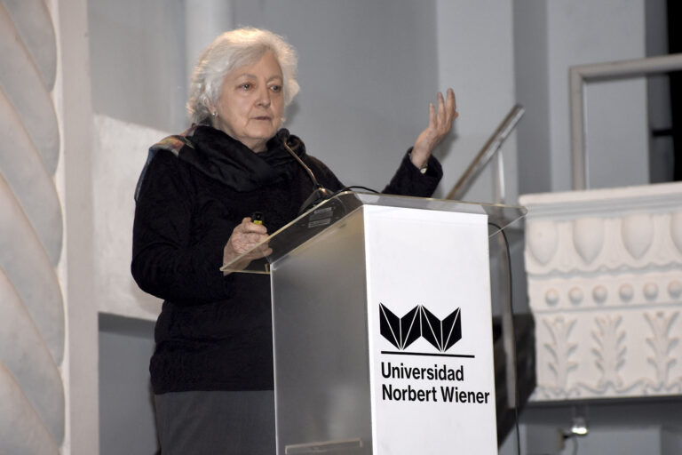 DOCTORA CARMEN MASÍAS OFRECIÓ MAGISTRAL CONFERENCIA EN APERTURA DEL SEMESTRE ACADÉMICO 2018–II DE LA EAP DE PSICOLOGÍA