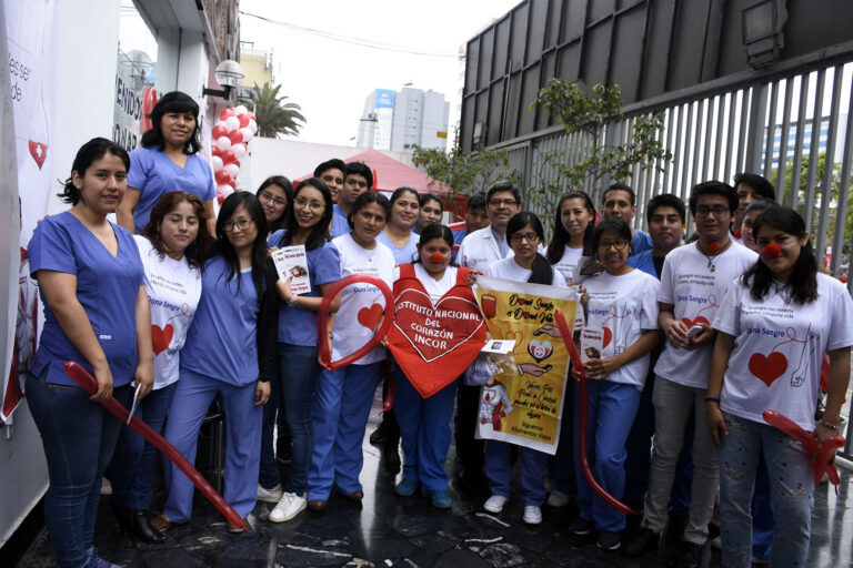 ESTUDIANTES DE LA UNIVERSIDAD NORBERT WIENER PARTICIPARON EN CAMPAÑA VOLUNTARIA DE DONACIÓN DE SANGRE REALIZADA POR LA EAP DE TECNOLOGÍA MÉDICA