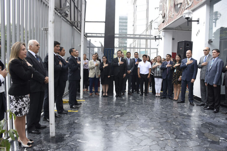 UNIVERSIDAD NORBERT WIENER CUMPLE 22 AÑOS DE VIDA INSTITUCIONAL