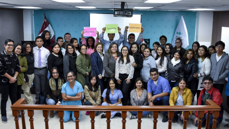 ÁREA DE SERVICIOS PSICOPEDAGÓGICOS DE LA DBU WIENER OFRECIÓ CHARLA SOBRE FORTALECIMIENTO DE AUTOESTIMA Y ASERTIVIDAD