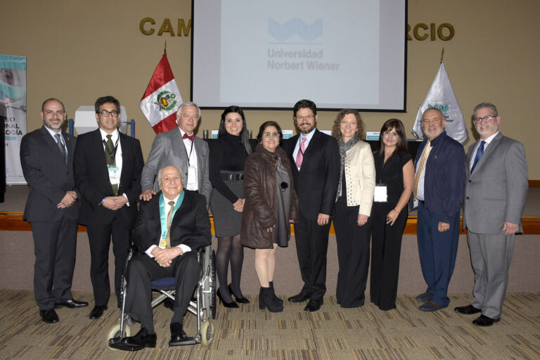 EAP DE ODONTOLOGÍA DE UNIVERSIDAD NORBERT WIENER REALIZÓ X CONGRESO INTERNACIONAL