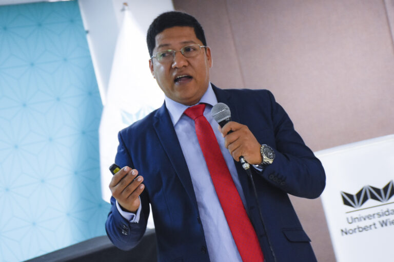 ESPECIALISTA DEL MINJUSDH DICTÓ CONFERENCIA SOBRE CÓMO ACTUAR EN CASO DE VIOLENCIA CONTRA LA MUJER