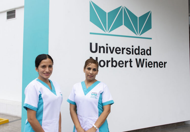 ALUMNAS DE LA EAP DE ENFERMERÍA ESTUDIARÁN UN SEMESTRE ACADÉMICO EN LA UNIVERSIDAD COOPERATIVA DE COLOMBIA