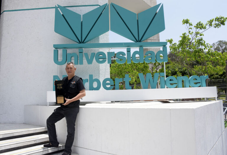 RICARDO PUN-CHONG DICTÓ CHARLA MOTIVACIONAL EN LA ESCUELA DE POSGRADO DE LA UNIVERSIDAD NORBERT WIENER