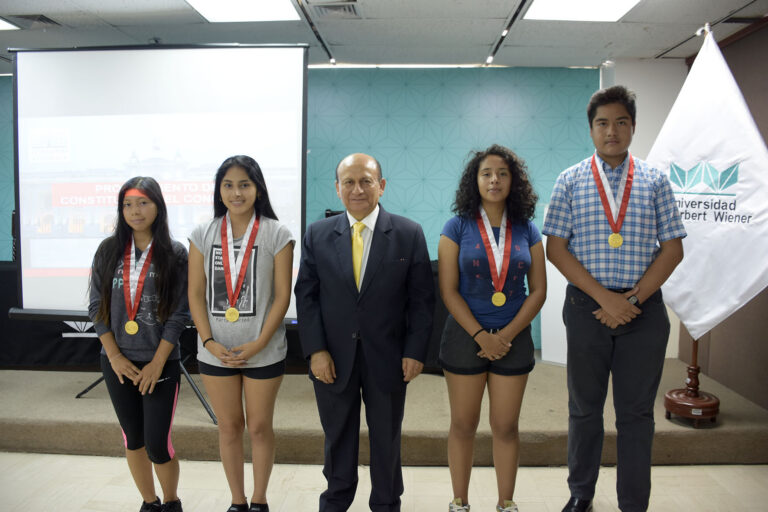 ESTUDIANTES DE LA PREWIENER PARTICIPARON EN TALLER DE PARTICIPACIÓN CIUDADANA, PARLAMENTO UNIVERSITARIO