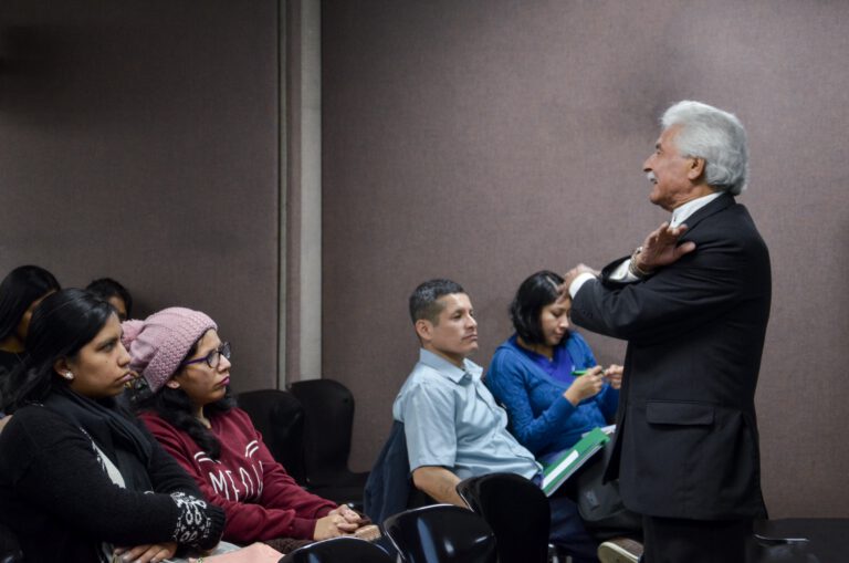 EAP DE PSICOLOGÍA ORGANIZÓ CICLO DE CONFERENCIAS DE ACTUALIZACIÓN PROFESIONAL