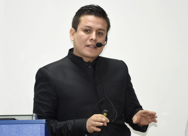 CÓMO GANAR MI PRIMER MILLÓN, CONFERENCIA PROGRAMADA POR LA EAP DE NEGOCIOS Y COMPETITIVIDAD