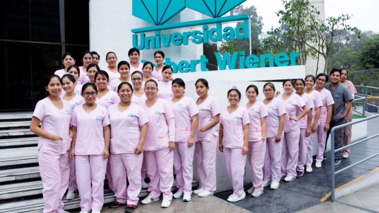 EAP DE OBSTETRICIA ASIGNÓ PLAZAS PARA LAS PRÁCTICAS PREPROFESIONALES DE SUS ESTUDIANTES