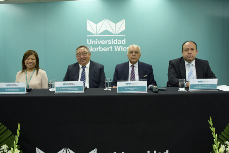 TEMA DE LA ANEMIA SE ABORDA EN LA CUARTA CÁTEDRA DEL RECTOR