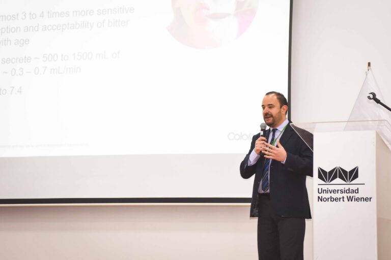 FACULTAD DE FARMACIA Y BIOQUÍMICA ORGANIZÓ SIMPOSIO INTERNACIONAL DE FORMULACIÓN Y RECUBRIMIENTO DE TABLETAS