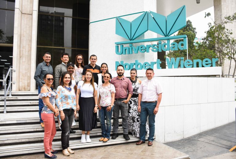 PROFESIONALES COLOMBIANOS DEL DOCTORADO EN EDUCACIÓN ASISTIERON A CLASES PRESENCIALES EN LA UNIVERSIDAD NORBERT WIENER