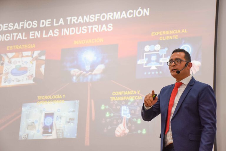 ESCUELA DE POSGRADO REALIZÓ FORO INTERNACIONAL SOBRE LOS DESAFÍOS DE LA TECNOLOGÍA BLOCKCHAIN EN LA TRANSFORMACIÓN DIGITAL