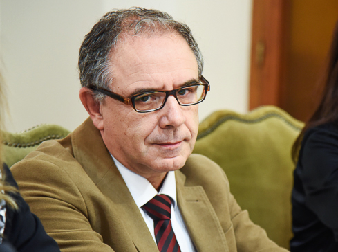 SIN VACUNAS POR AHORA, LA ÚNICA FORMA DE CONTROLAR LA EPIDEMIA DE COVID-19 ES EVITAR CONTAGIARSE Y CUIDAR A LOS DEMÁS CON LA DISTANCIA SOCIAL