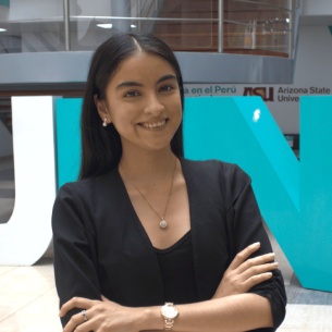 Egresada de Derecho y Ciencia Política