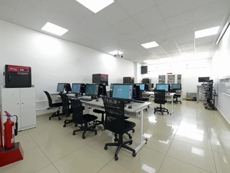 Foto de Taller de Ensamblaje y Robótica