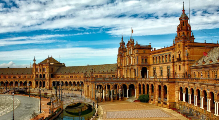 UNIVERSIDAD NORBERT WIENER Y UNIVERSIDAD DE SALAMANCA FIRMAN CARTA DE INTENCIÓN PARA ACTUALIZAR CONVENIO ACADÉMICO