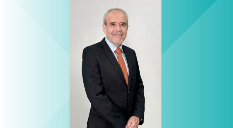 LUIS LESCANO, EXPERTO EN DERECHO EDUCATIVO, ES DOCENTE EMBLEMÁTICO DE LA NUEVA MAESTRÍA EN GESTIÓN EDUCATIVA CON ENFOQUE EN INNOVACIÓN Y CALIDAD DE LA UNIVERSIDAD NORBERT WIENER