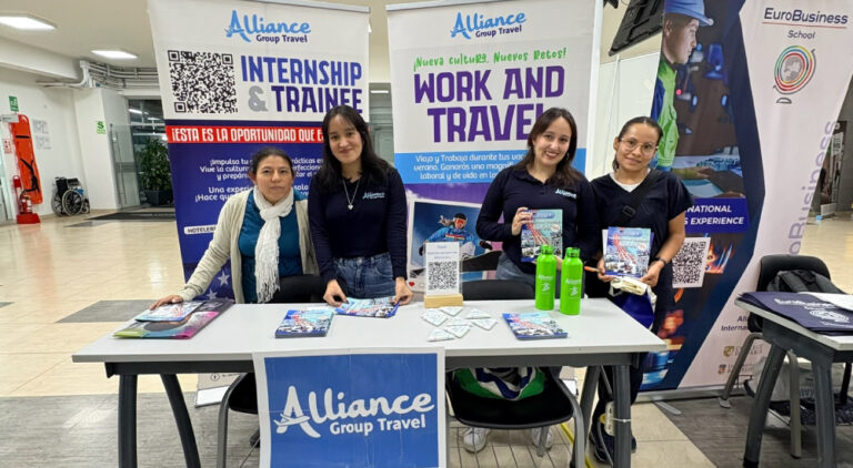 WORK & TRAVEL EXPERIENCE, PROGRAMA QUE BRINDA OPORTUNIDADES LABORALES Y DE DESARROLLO PROFESIONAL EN EL EXTRANJERO, SE REALIZÓ EN LA UNIVERSIDAD NORBERT WIENER