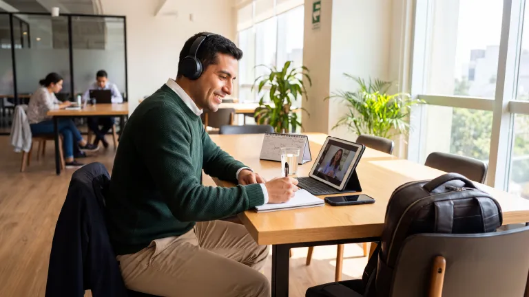 ¿Cómo se estudia a distancia? Guía para nuevos estudiantes online